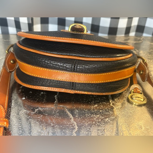 Dooney & Bourke Vintage Over & Under Tack Equestrian Saddle Bag - Picture 6 of 6